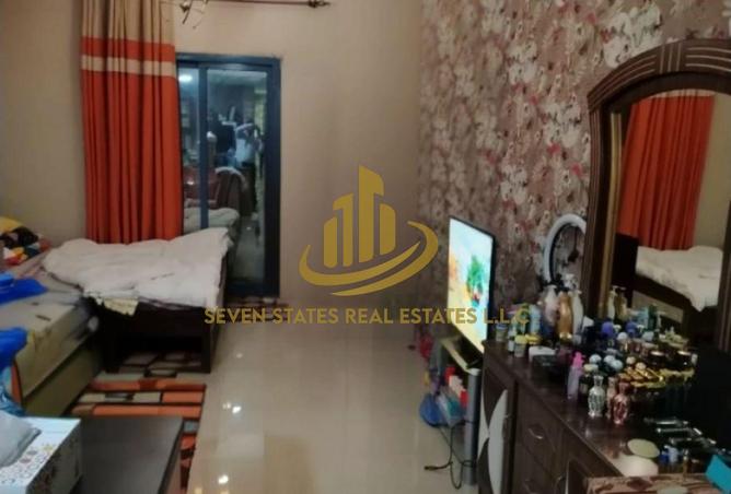 56970303 - Property Image 3