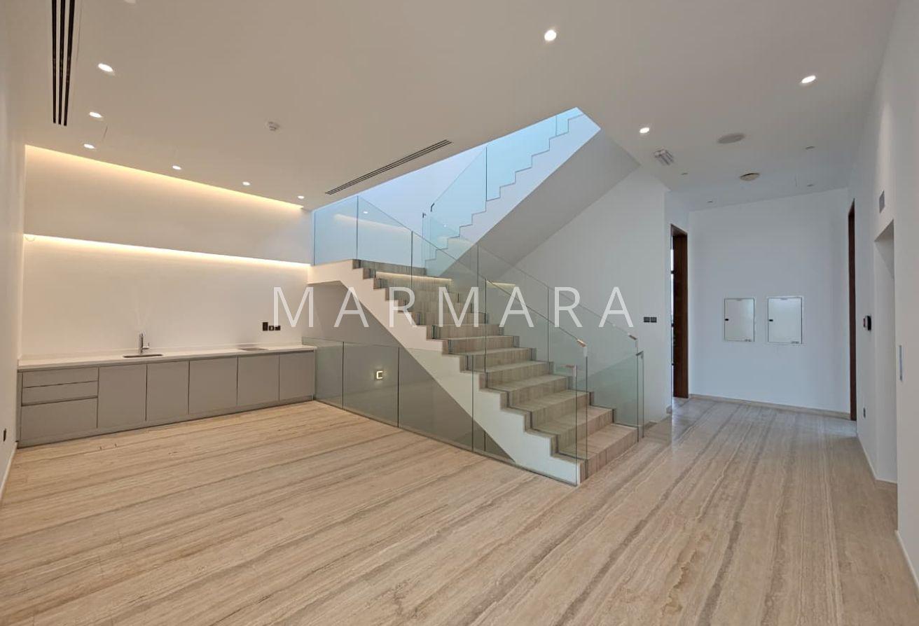 Modern 6-Bed Villa | Prime Location | Ready photo 14