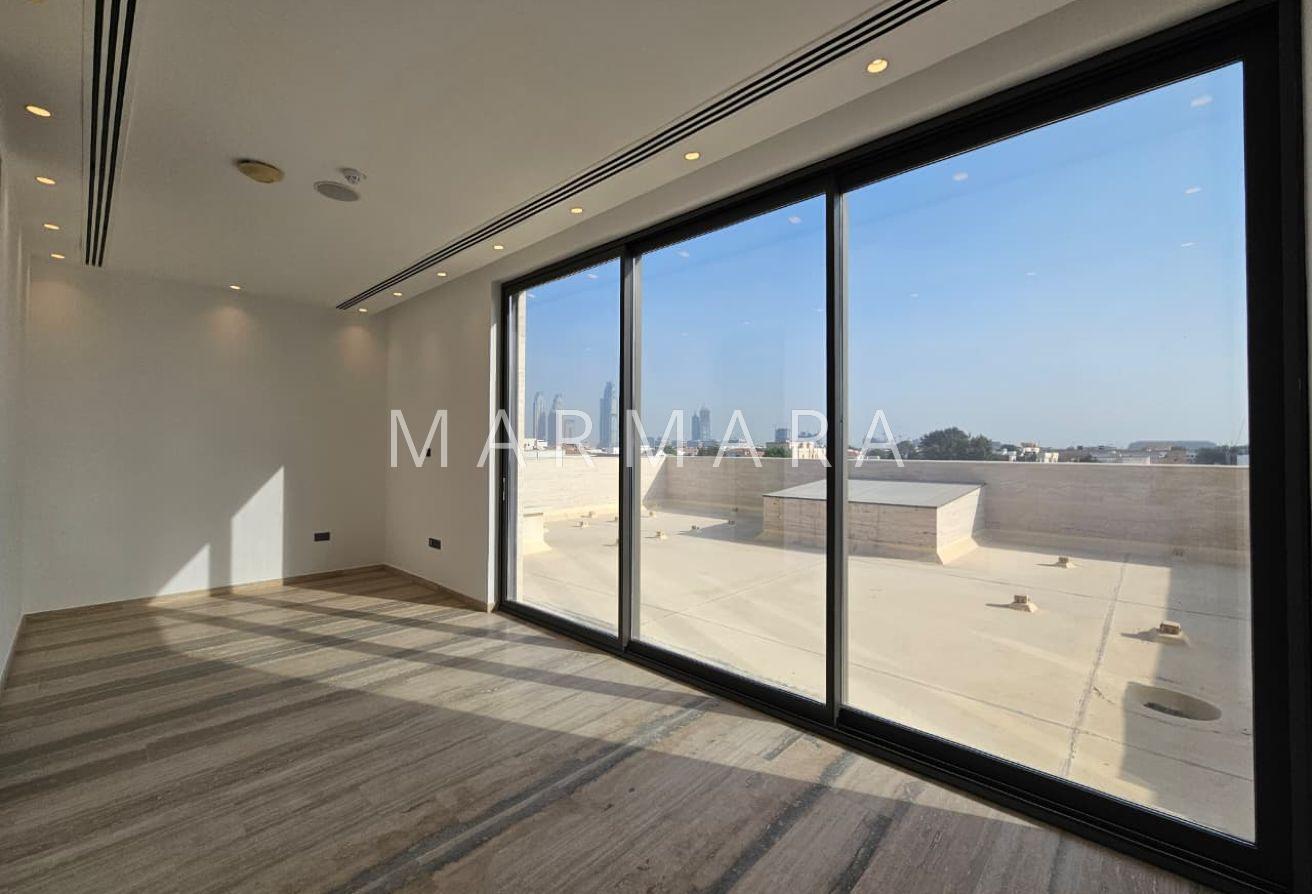 Modern 6-Bed Villa | Prime Location | Ready photo 12