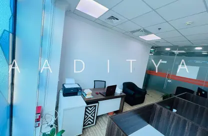 مكتب - غرفة نوم - 1 حمام للايجار في مبنى بيزنس اتريوم - عود ميثاء - بر دبي - دبي