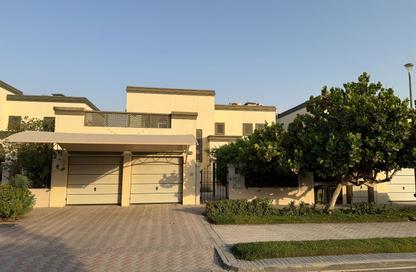 Villa - 3 - 3 for rent in District 5 - Jumeirah Park - Dubai