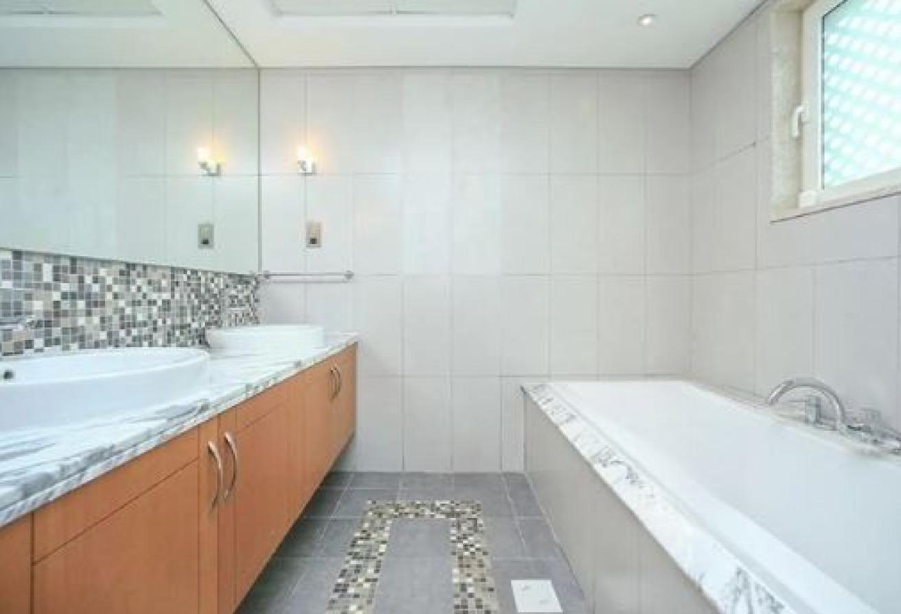 3BR+Maids |Walk To School | 7,319 sqft |Vacant Now photo 13