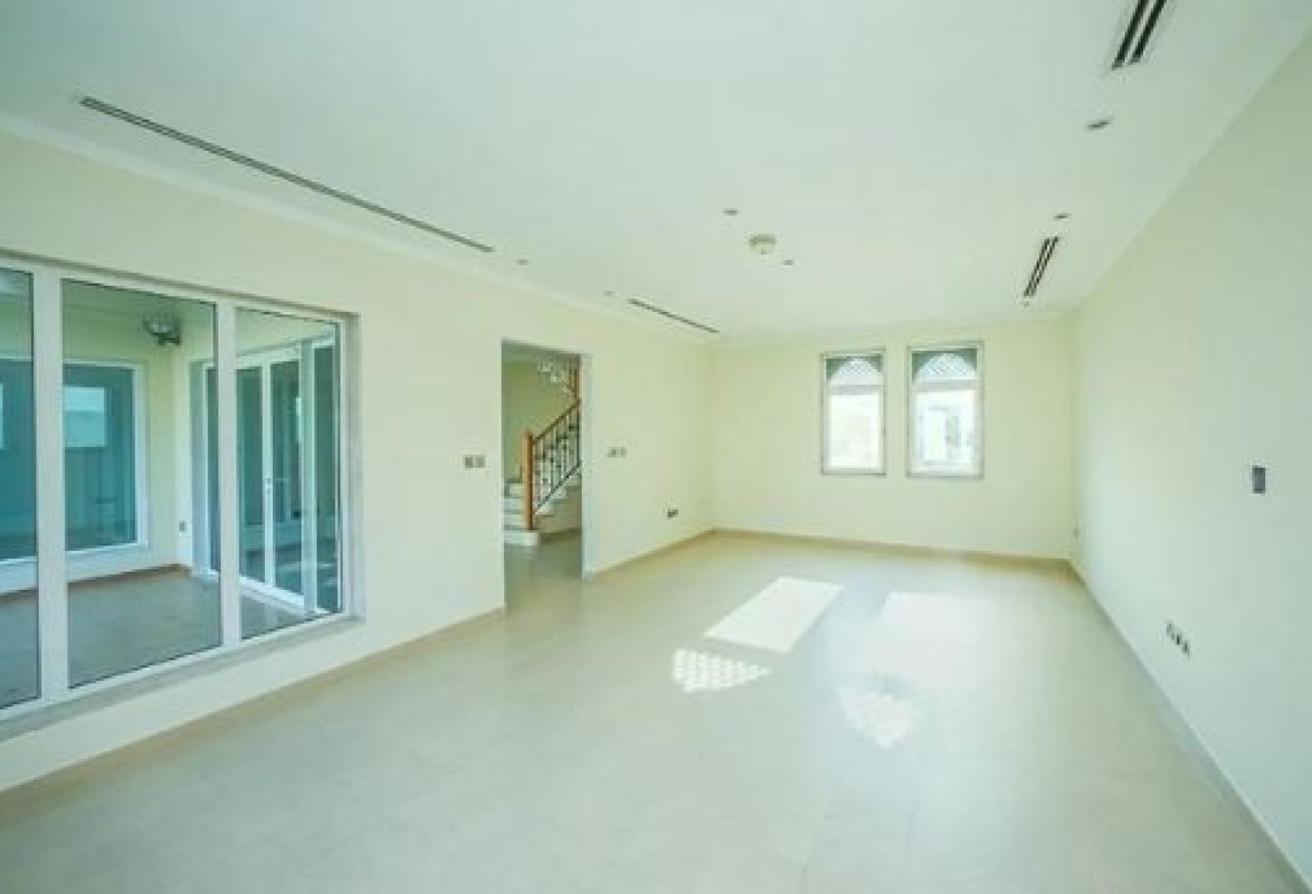 3BR+Maids |Walk To School | 7,319 sqft |Vacant Now photo 12