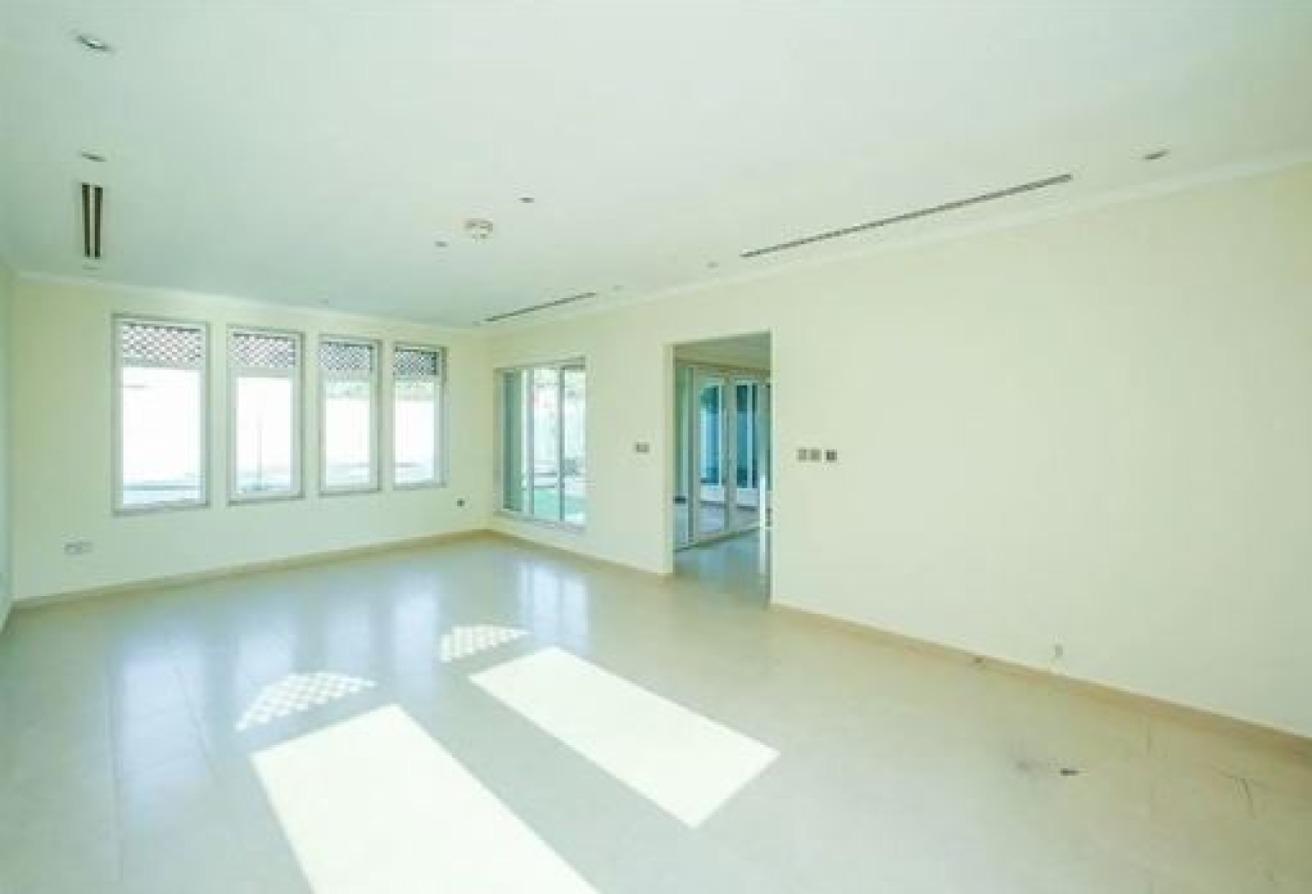 3BR+Maids |Walk To School | 7,319 sqft |Vacant Now photo 11