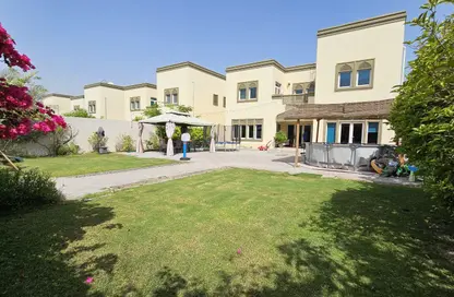 Villa - 3 Bedrooms - 3 Bathrooms for rent in District 5 - Jumeirah Park - Dubai