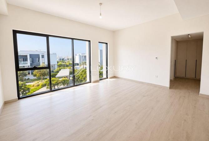 121998453 - Property Image 2
