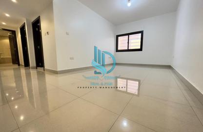Apartment - 1 Bedroom - 1 Bathroom for rent in Hamdan Street - Abu Dhabi