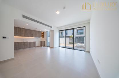 Townhouse - 3 - 3 for rent in May - Arabian Ranches 3 - Dubai