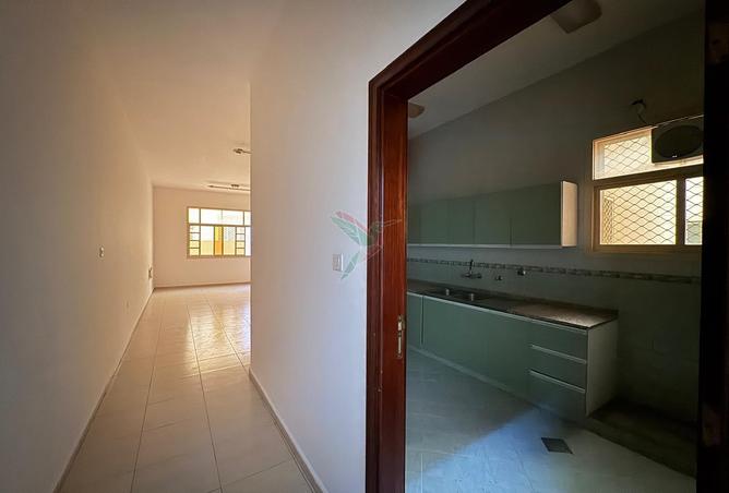 69893076 - Property Main Image