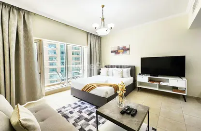 Apartment - Studio - 1 Bathroom for rent in Burj Al Nujoom - Downtown Dubai - Dubai