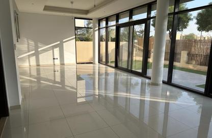 Villa - 5 - 6 for rent in Longview - Damac Hills - Dubai