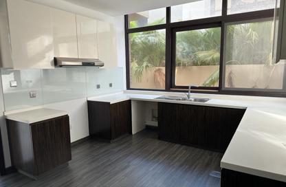 Villa - 5 - 6 for rent in Longview - Damac Hills - Dubai Villa - 5 - 6 for rent in Longview - Damac Hills - Dubai