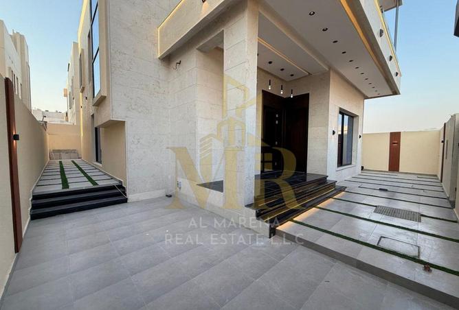 108189013 - Property Image 2