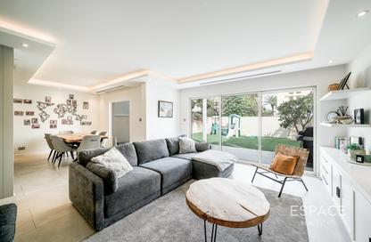 Villa - 3 Bedrooms - 4 Bathrooms for sale in Zulal 2 - Zulal - The Lakes - Dubai