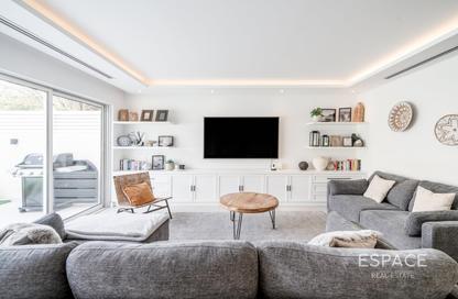 Villa - 3 Bedrooms - 4 Bathrooms for sale in Zulal 2 - Zulal - The Lakes - Dubai