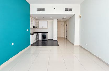 Apartment - Studio - 1 for rent in Golf Promenade 4A - Golf Promenade 4 - Golf Town - Damac Hills - Dubai