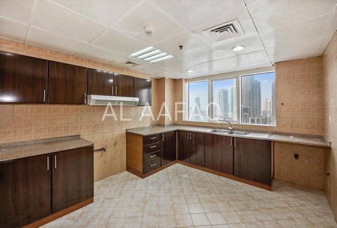 83242872 - Property Image 2