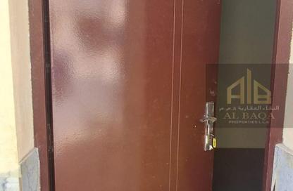 سكن عمال - استوديو - 7+ للايجار في الصجعة - الشارقة