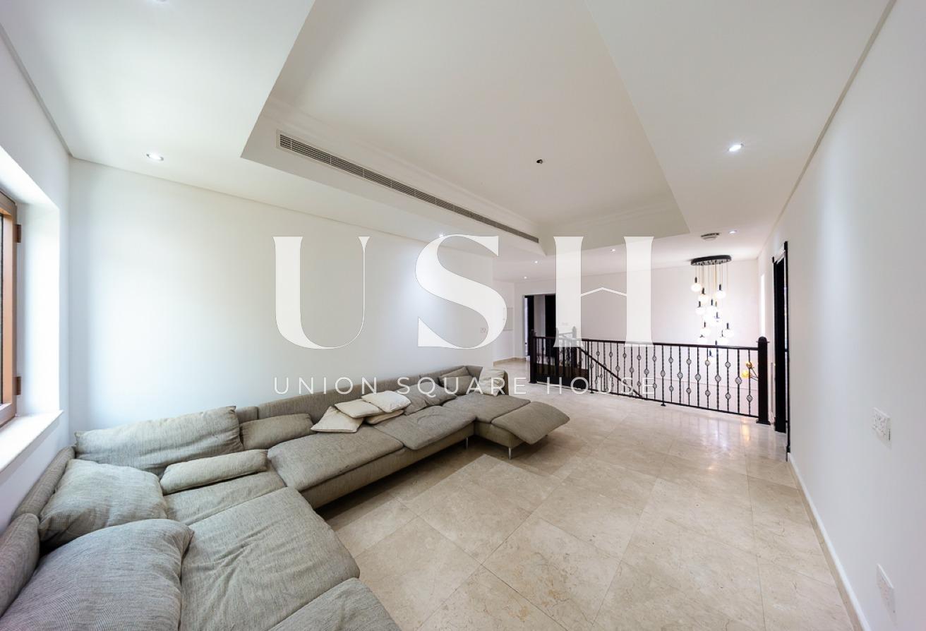 Upgraded Villa | 5BR Villa | Big Plot photo 13