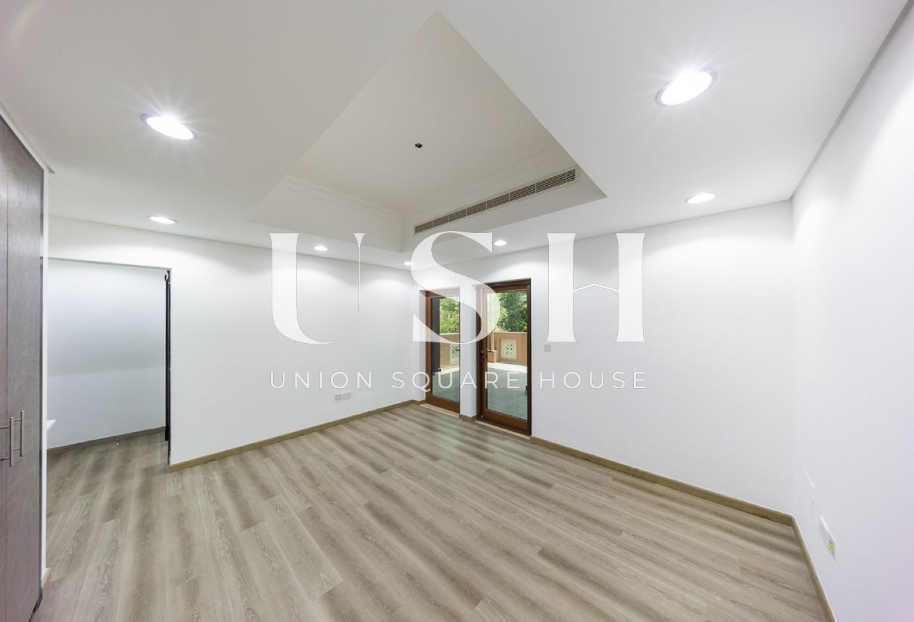 Upgraded Villa | 5BR Villa | Big Plot photo 21