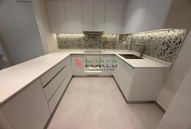 98267088 - Property Image 3