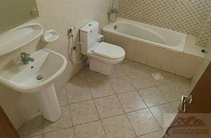 Apartment - 2 Bedrooms - 3 Bathrooms for rent in Muwaileh 29 Building - Muwaileh - Sharjah