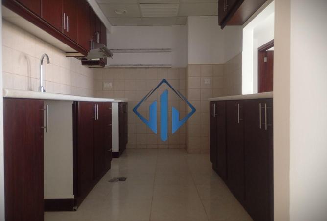 81942417 - صورة العقار 3