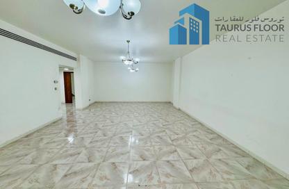 Apartment - 3 Bedrooms - 3 Bathrooms for rent in Dar Al Buteen 2 - Al Muraqqabat - Deira - Dubai Apartment - 3 Bedrooms - 3 Bathrooms for rent in Dar Al Buteen 2 - Al Muraqqabat - Deira - Dubai