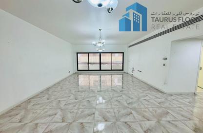 Apartment - 3 Bedrooms - 3 Bathrooms for rent in Dar Al Buteen 2 - Al Muraqqabat - Deira - Dubai Apartment - 3 Bedrooms - 3 Bathrooms for rent in Dar Al Buteen 2 - Al Muraqqabat - Deira - Dubai