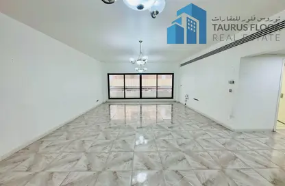 Apartment - 3 Bedrooms - 3 Bathrooms for rent in Dar Al Buteen 2 - Al Muraqqabat - Deira - Dubai Apartment - 3 Bedrooms - 3 Bathrooms for rent in Dar Al Buteen 2 - Al Muraqqabat - Deira - Dubai