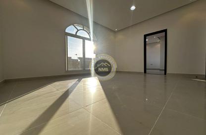 Apartment - 1 Bedroom - 1 Bathroom for rent in Al Mushrif Villas - Al Mushrif - Abu Dhabi Apartment - 1 Bedroom - 1 Bathroom for rent in Al Mushrif Villas - Al Mushrif - Abu Dhabi