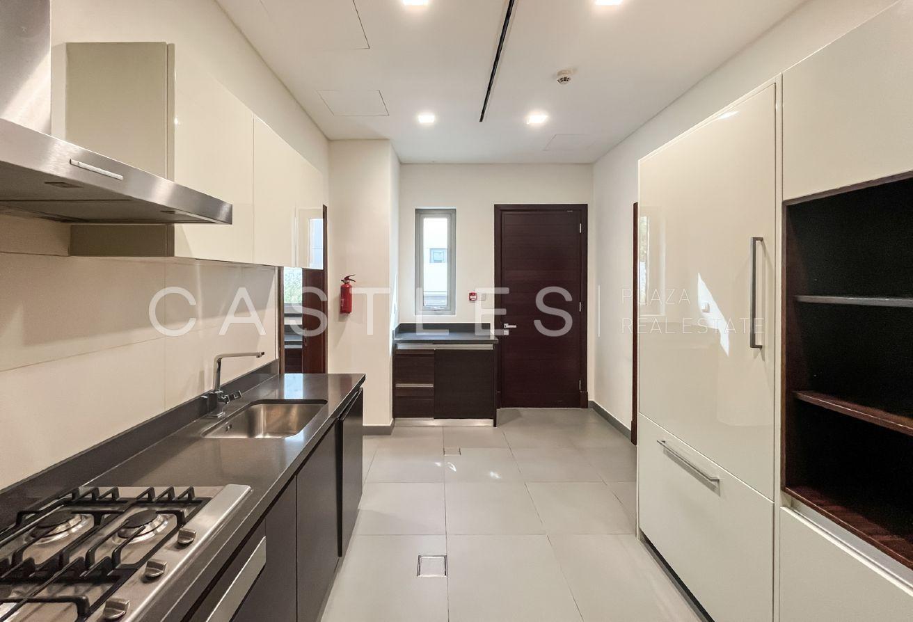Contemporary Style |Ready To Move | Villa For Rent photo 10