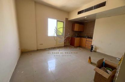 Apartment - Studio - 1 for rent in Al Qulaya'ah - Al Sharq - Sharjah