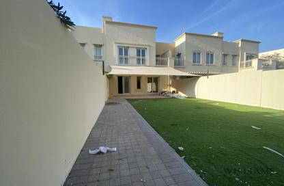 Villa - 2 Bedrooms - 2 Bathrooms for rent in Springs 10 - The Springs - Dubai