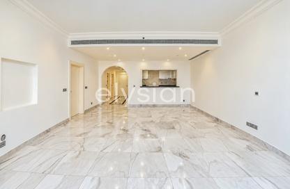Apartment - 2 - 4 for rent in Jash Hamad - Shoreline Apartments - Palm Jumeirah - Dubai