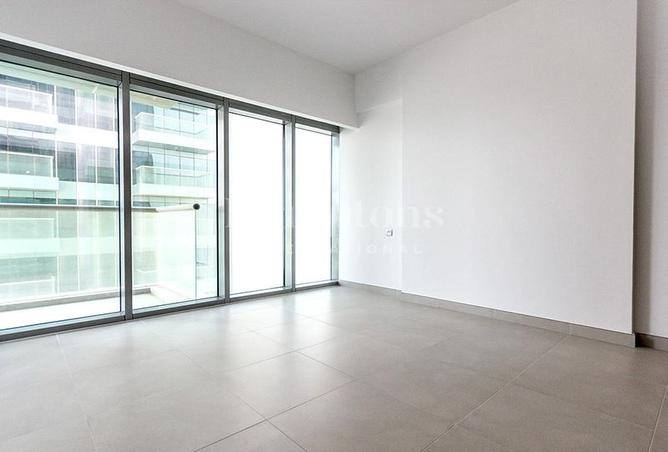 56937399 - Property Main Image