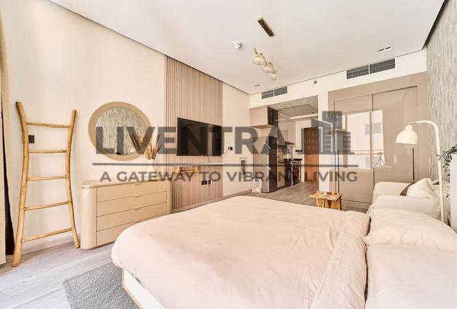 Luxury Studio | Furnished | Balcony | DSO