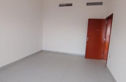 Apartment - 1 - 1 for rent in Muwailih Building - Muwaileh - Sharjah