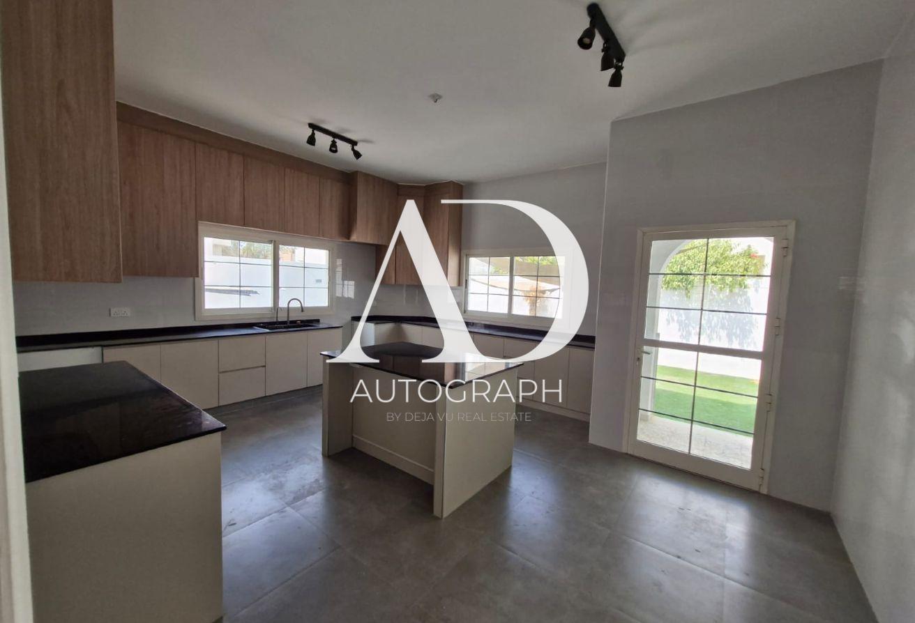Modern Design | 4 Bed New With Pool photo 4