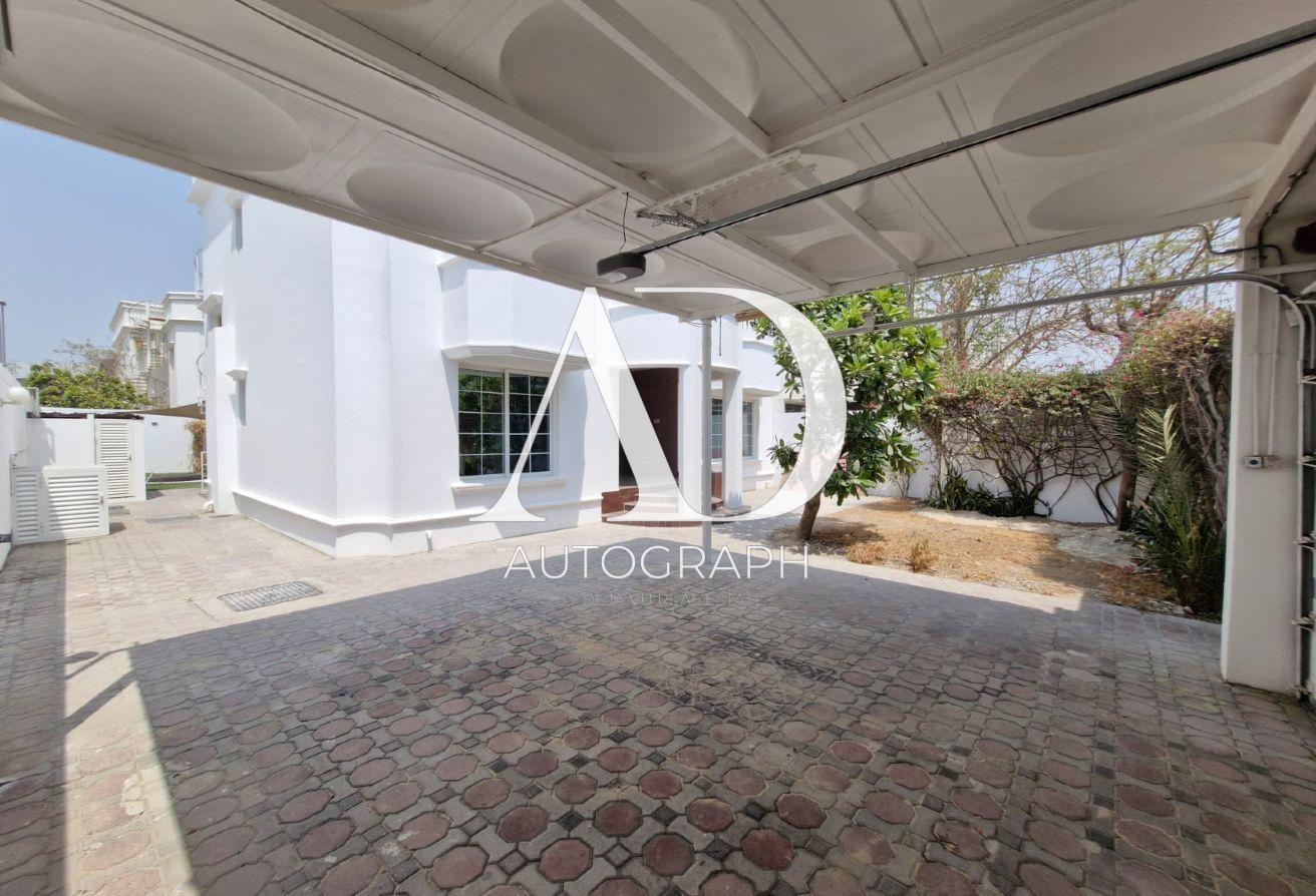 Modern Design | 4 Bed New With Pool photo 11