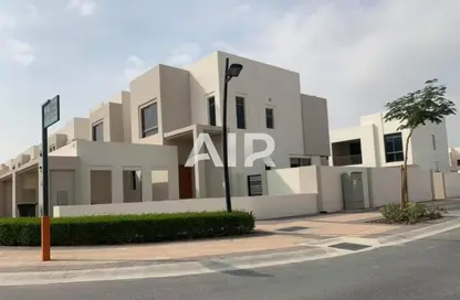 تاون هاوس - 4 غرف نوم - 4 حمامات للبيع في حياة تاون هاوسز 1 - حياة تاون هاوس - تاون سكوير - دبي