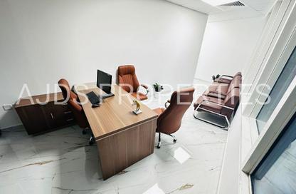 مكتب - استوديو - 1 حمام للايجار في فاطمه محمد احمد بن سليمان - الرفاعة - بر دبي - دبي