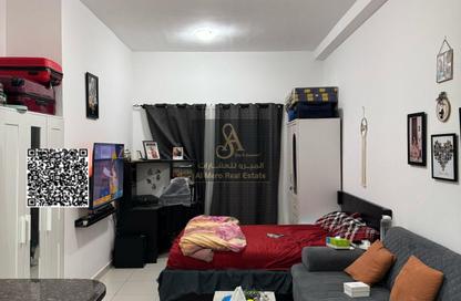 Apartment - Studio - 1 Bathroom for sale in Smart Tower 1 - Al Amerah - Ajman
