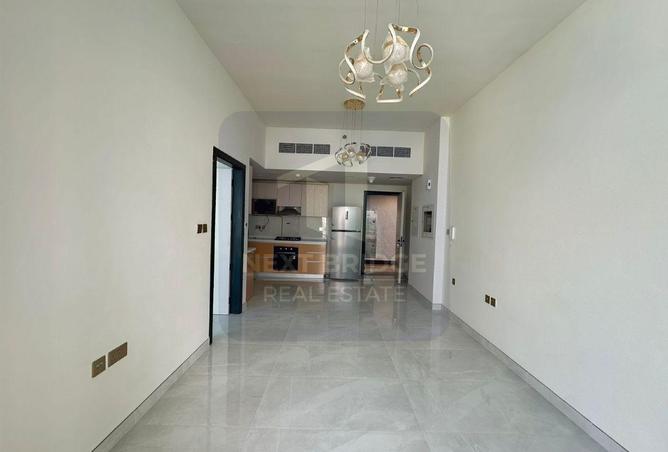 Spacious | High Floor | Commmunity View