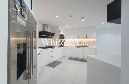 Apartment - 3 Bedrooms - 5 Bathrooms for sale in Al Msalli - Shoreline Apartments - Palm Jumeirah - Dubai Apartment - 3 Bedrooms - 5 Bathrooms for sale in Al Msalli - Shoreline Apartments - Palm Jumeirah - Dubai