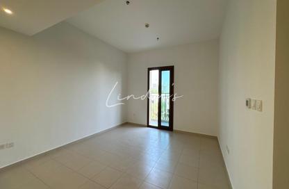Apartment - 3 Bedrooms - 3 Bathrooms for rent in Zahra Breeze Apartments 3A - Zahra Breeze Apartments 3 - Zahra Breeze Apartments - Town Square - Dubai