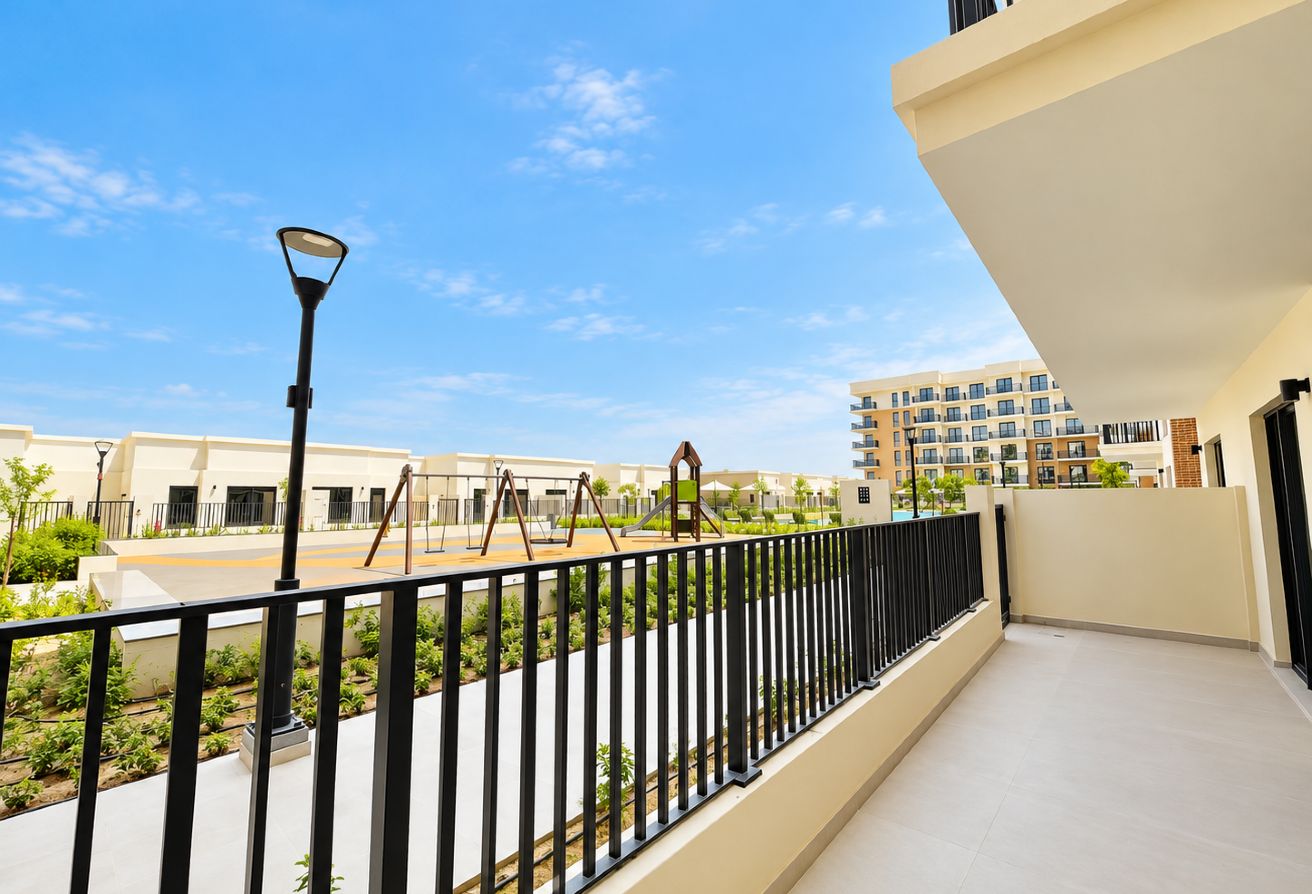 3 bedroom apartment in The Mayfair, Town Square: 15