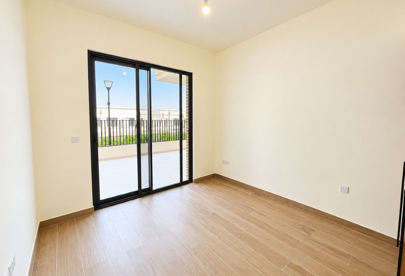 3 bedroom apartment in The Mayfair, Town Square: 9