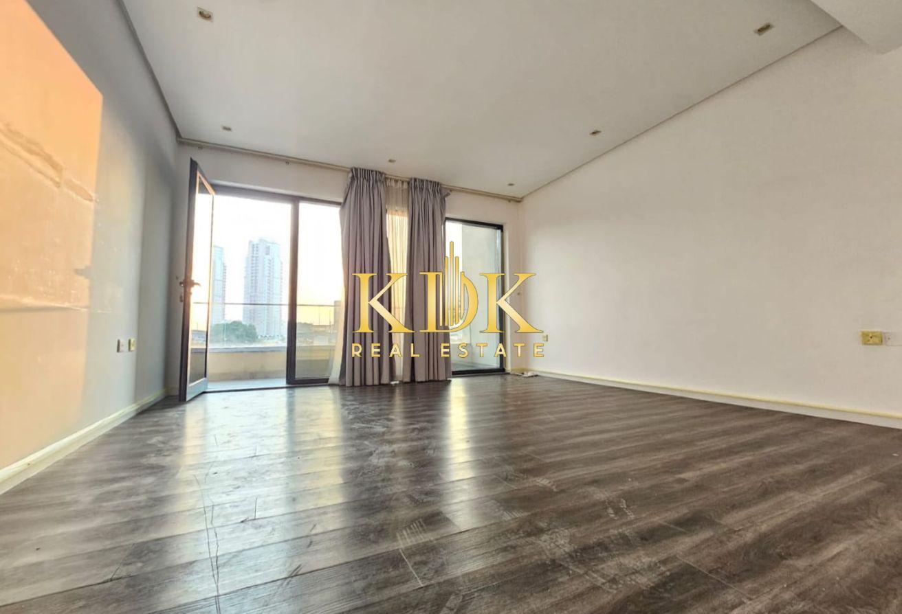 4BR with Maid | Private Pool | Two Parking Spots photo 9