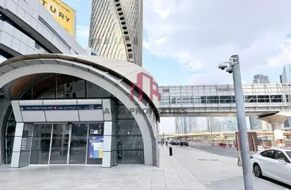 Office Space - Studio - 2 Bathrooms for rent in Mazaya Centre - Sheikh Zayed Road - Dubai